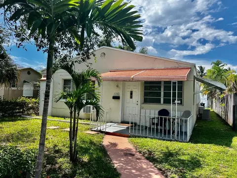 1507 Van Buren St, Hollywood, FL 33020