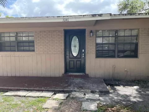 1041 NW 27th Ave, Fort Lauderdale, FL 33311