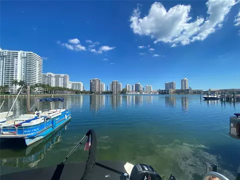 2750 NE 183rd St #1812, Aventura, FL 33160
