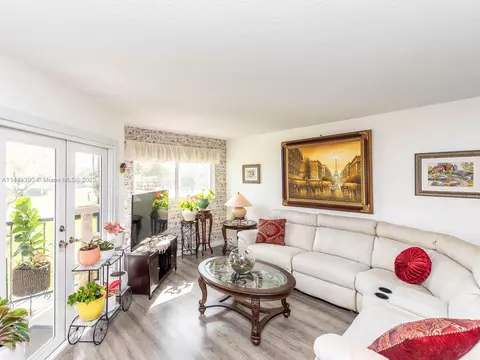 901 SW 138 Ave #212C, Pembroke Pines, FL 33027
