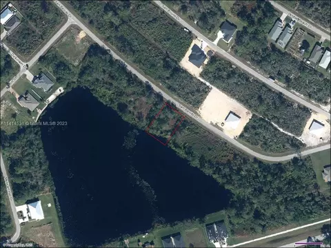 7028 San Benito Dr, Sebring, FL 33872