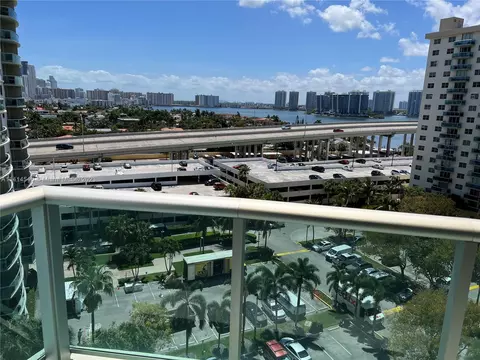 19380 Collins Ave #1017, Sunny Isles Beach, FL 33160