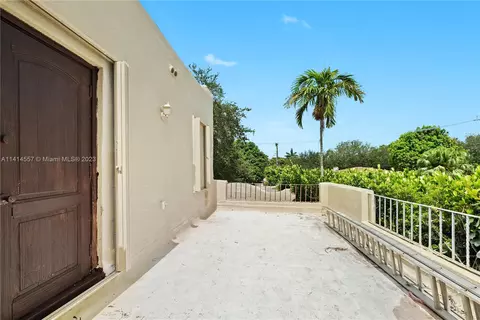 357 Navarre Dr, Miami Springs, FL 33166 photo 19