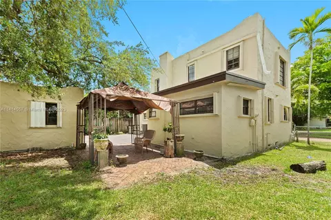 357 Navarre Dr, Miami Springs, FL 33166 photo 25