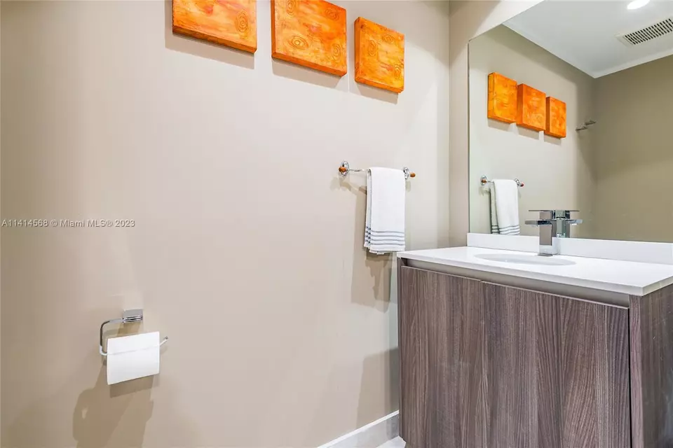  488 NE 18th St #2803, Miami, FL 33132 photo 40