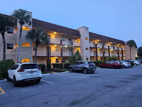 2800 N Pine Island Rd #307, Sunrise, FL 33322