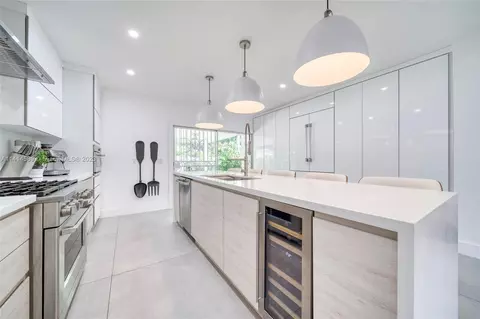 2320 SW 19th Ter, Miami, FL 33145