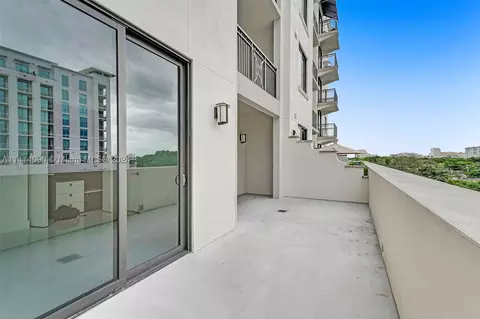 301 Altara Ave #427, Coral Gables, FL 33146