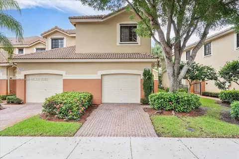 4211 Vineyard Cir #4211, Weston, FL 33332