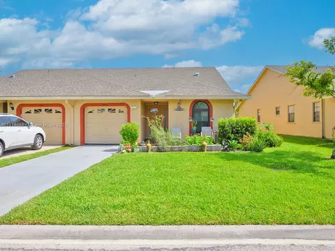 9750 NW 76th Ct, Tamarac, FL 33321
