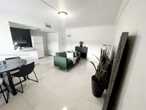 3901 SW 112th Ave #4, Miami, FL 33165