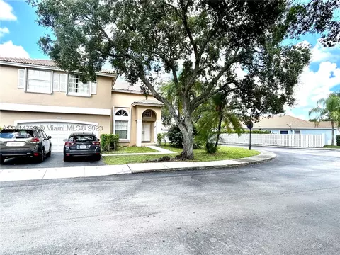 1041 NW 125th Ave, Sunrise, FL 33323