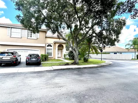 1041 NW 125th Ave, Sunrise, FL 33323