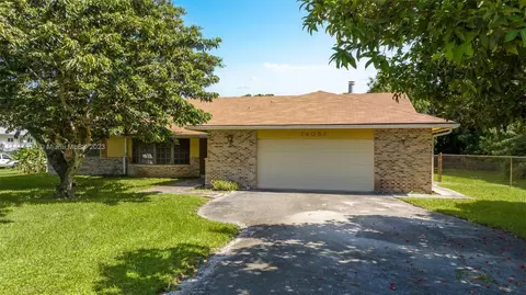 14051 SW 28th Ct, Davie, FL 33330