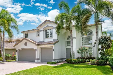 19614 Estuary Dr, Boca Raton, FL 33498