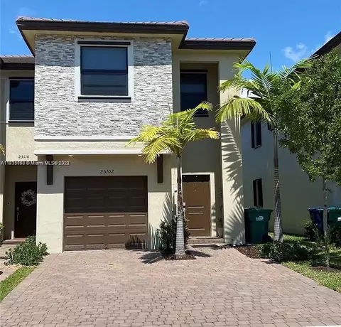 25102 SW 108th Ave, Homestead, FL 33032