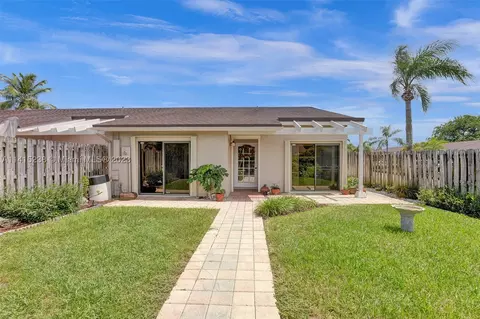 942 NW 52nd St #942, Pompano Beach, FL 33064