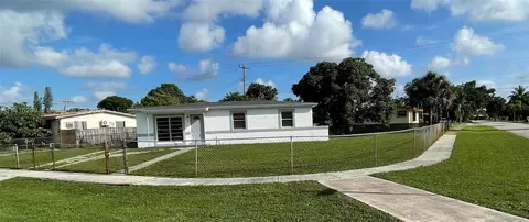 3341 NW 8th St, Lauderhill, FL 33311