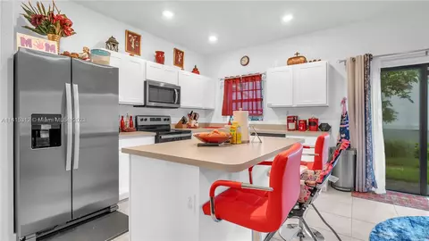 780 SW 12th St, Florida City, FL 33034