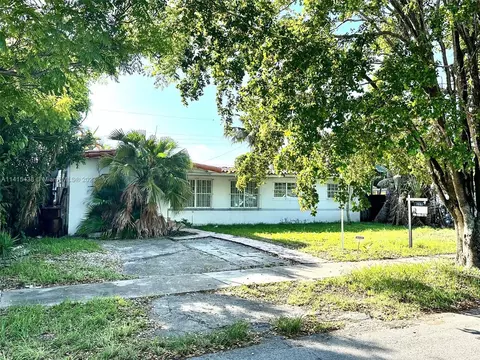 5495 W 14th Ave, Hialeah, FL 33012