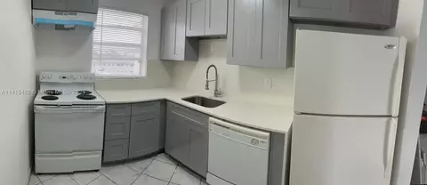 7125 Bonita Dr #301, Miami Beach, FL 33141