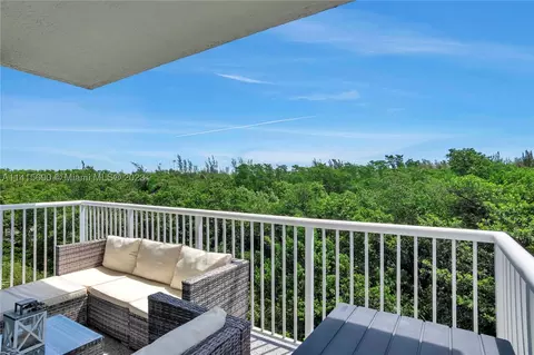 15051 Royal Oaks Ln #303, North Miami, FL 33181