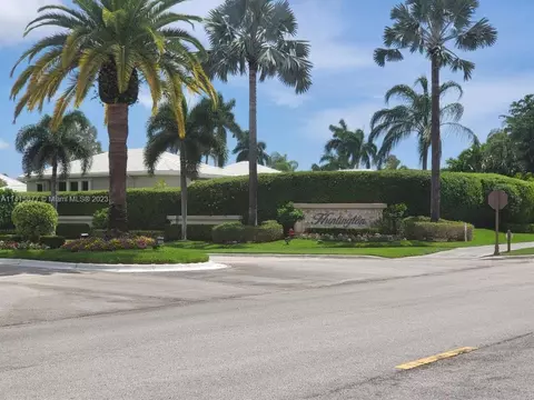 5666 Huntington Park Ct, Boca Raton, FL 33496