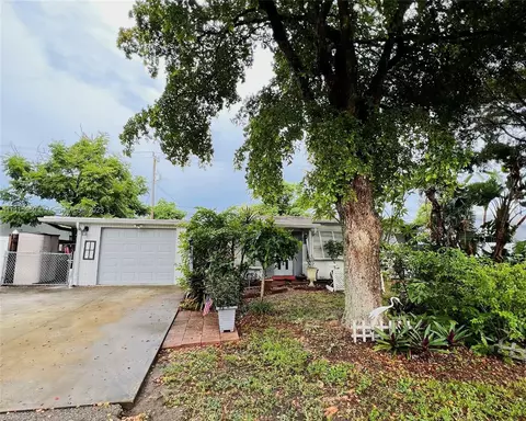 3050 NE 13th Ave, Pompano Beach, FL 33064