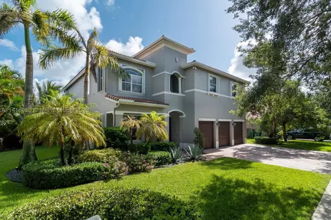 10473 SW 54th St, Cooper City, FL 33328