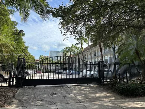 Undisclosed, Miami, FL 33133
