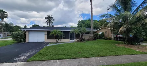 7191 NW 24th St, Sunrise, FL 33313