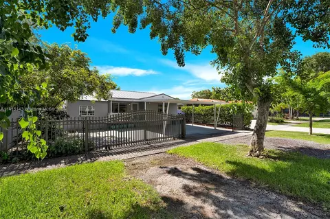 1169 SW 23rd Ave, Miami, FL 33135