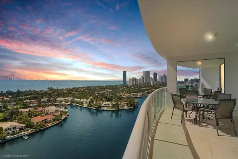 20201 E Country Club Dr #2101, Aventura, FL 33180
