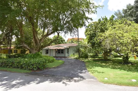 5901 SW 60th St, South Miami, FL 33143