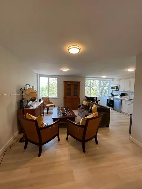 250 180th Dr #355, Sunny Isles Beach, FL 33160