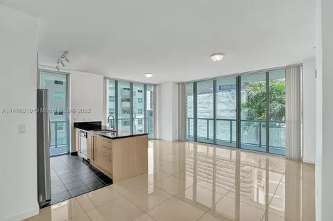 1111 SW 1st Ave #1220-N, Miami, FL 33130