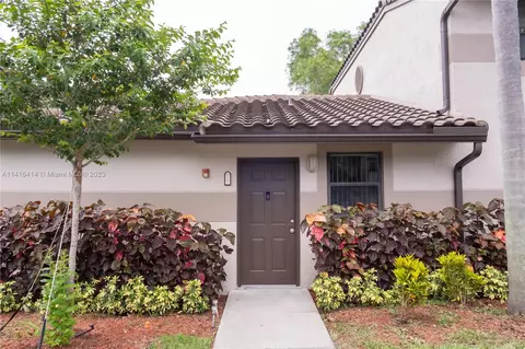 9961 Nob Hill Pl #9961, Sunrise, FL 33351