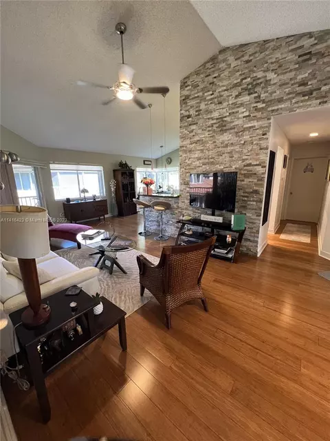 9262 NW 9th Ct #9262, Plantation, FL 33324