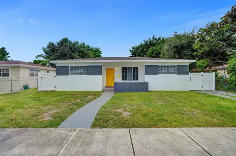 510 NE 174th St, North Miami Beach, FL 33162