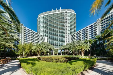 1500 Bay Rd #1554S, Miami Beach, FL 33139