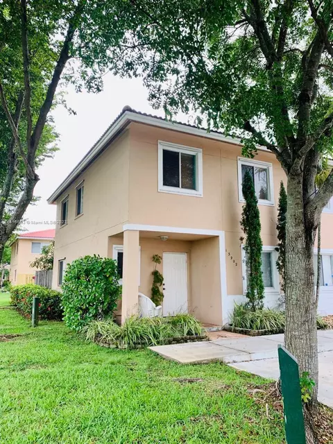 13902 SW 174th St, Miami, FL 33177