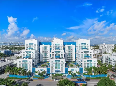 7600 Collins Ave #102, Miami Beach, FL 33141