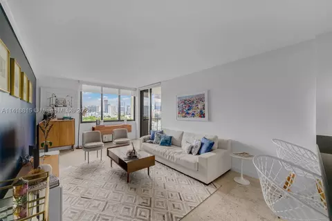 1581 Brickell Ave #707, Miami, FL 33129
