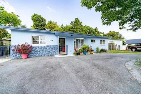 2510 NW 30th Way, Fort Lauderdale, FL 33311