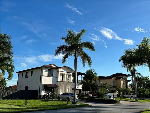 12862 SW 198th Ter, Miami, FL 33177