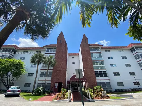 4750 NW 22nd Ct #203, Lauderhill, FL 33313