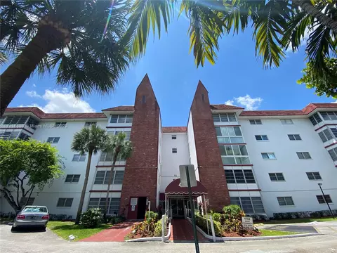 4750 NW 22nd Ct #203, Lauderhill, FL 33313
