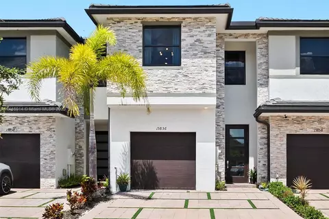 15856 NW 91st Ct, Miami Lakes, FL 33018