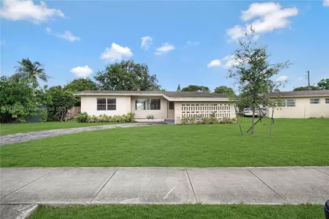 920 NE 50th Ct, Pompano Beach, FL 33064