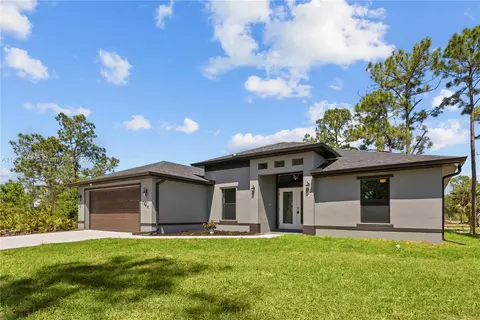 7501 20th Ter, Labelle, FL 33935